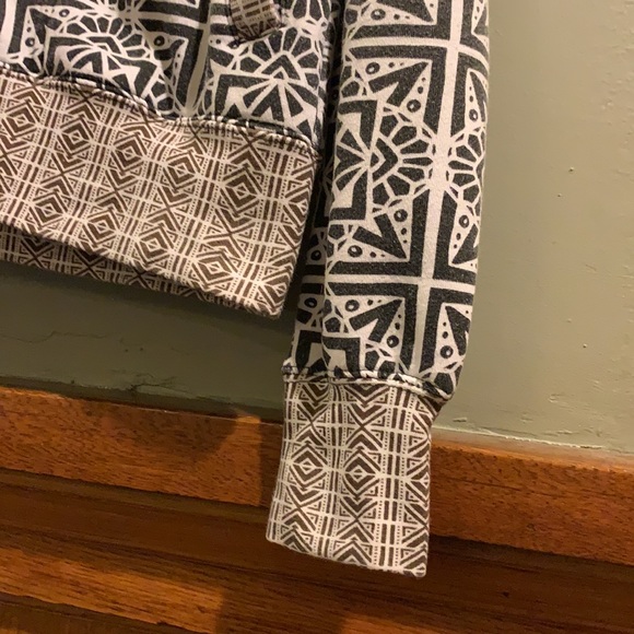 Billabong Faux Fur Hoodie - Picture 4 of 5